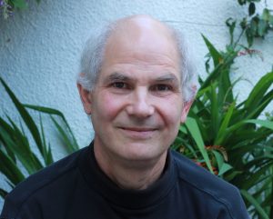 Portrait of Professor Jens Eggers.